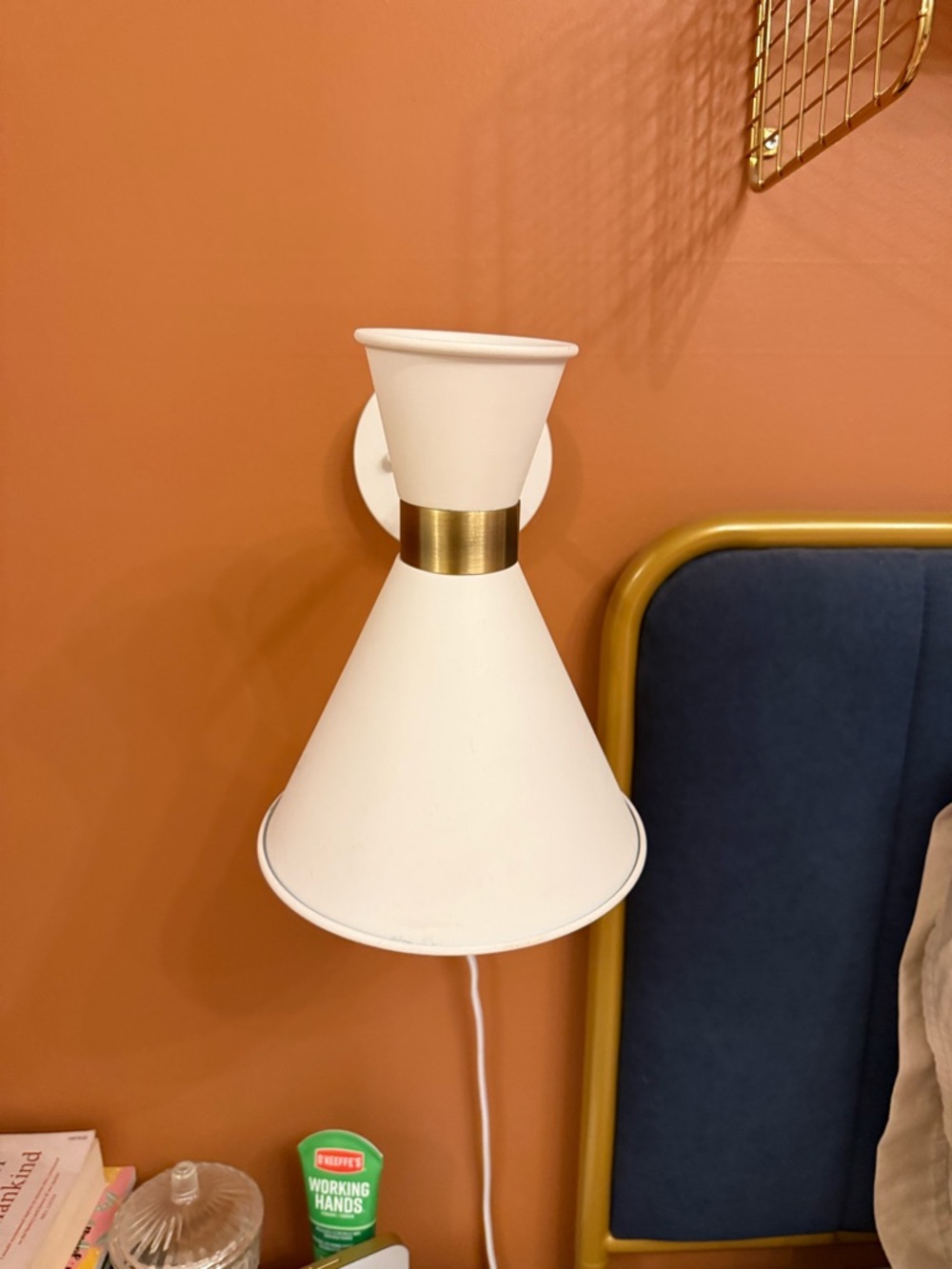 Vintage style sconce lights
